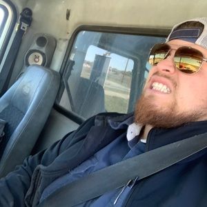 Meet your Posher, Cesar